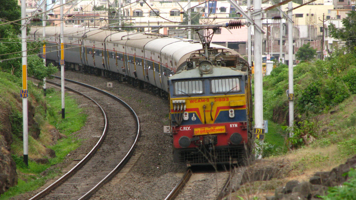 Indian Railway Tatkal Ticket Rules 2025: New Changes Passengers Must Know